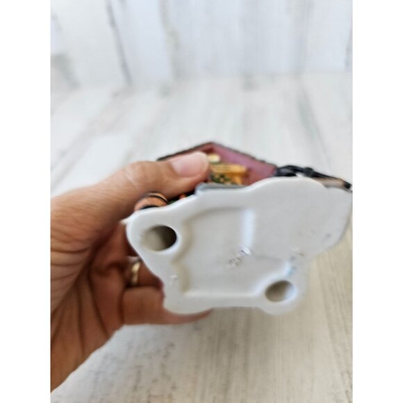 Spring House outhouse bathroom Xmas village water hydrant - Picture 9 of 9